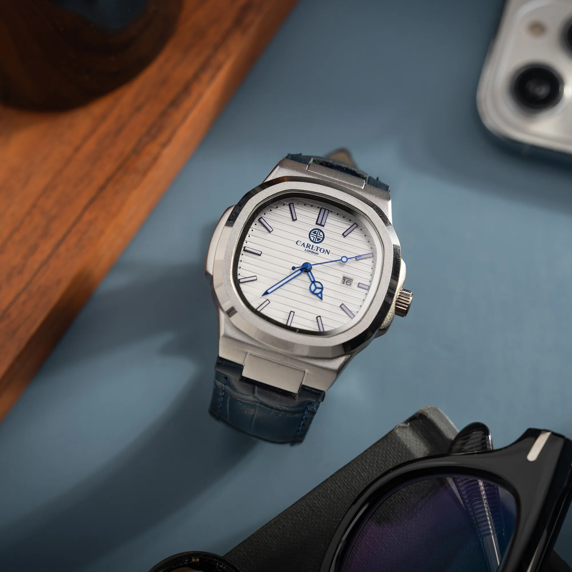 Carlton London Men Jordan White/Blue Analog Watch - CLJOR-005 - Image 5