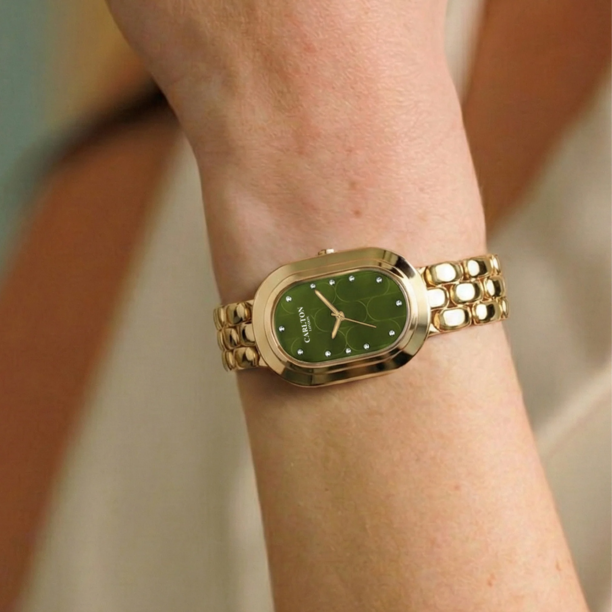 Carlton London Women Cecil Green Analog Watch CL-CEC-OG - Image 3