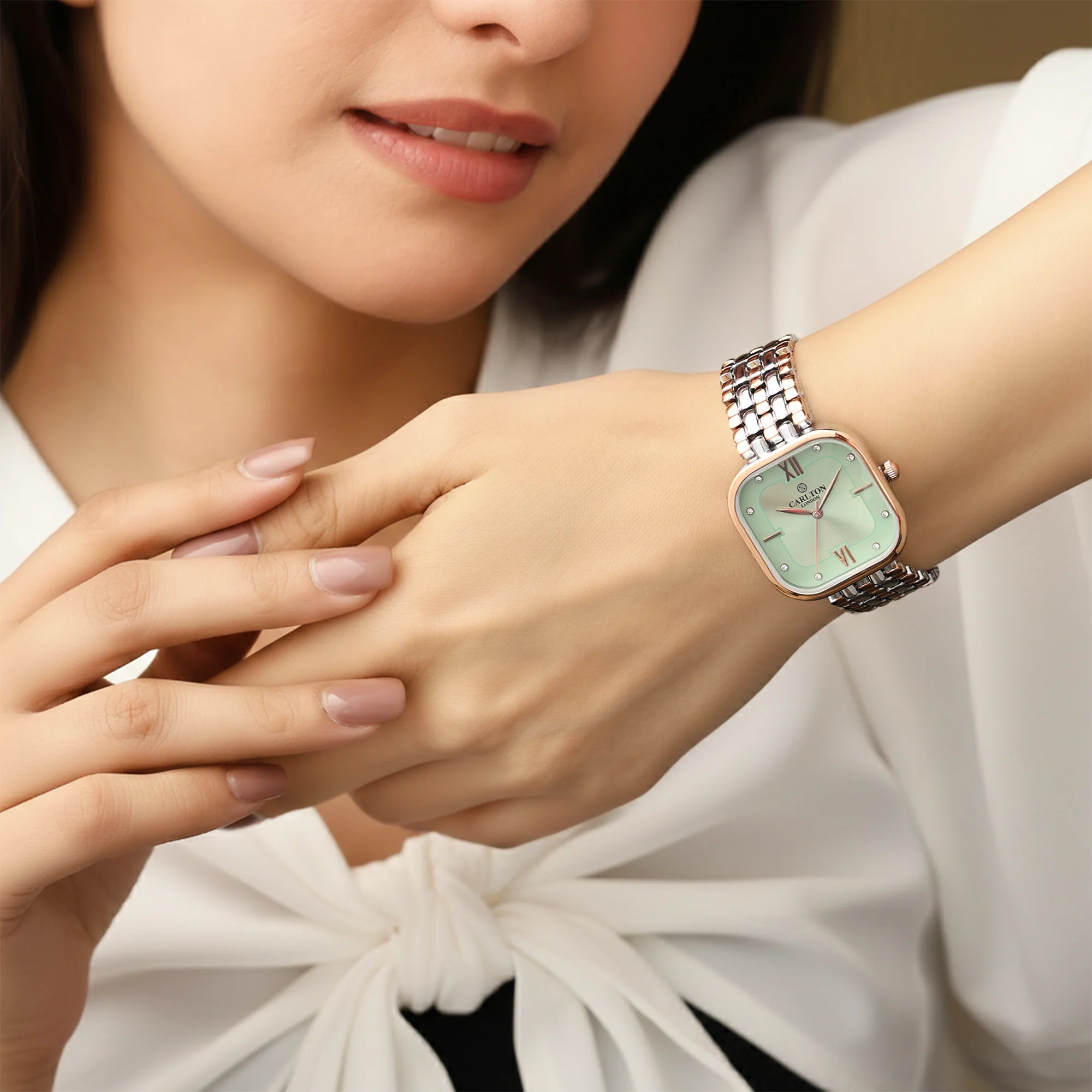 Chelsea: Women Mint Green Dial Stainless Steel Analog Watch - CLSSCLGRN - Image 4