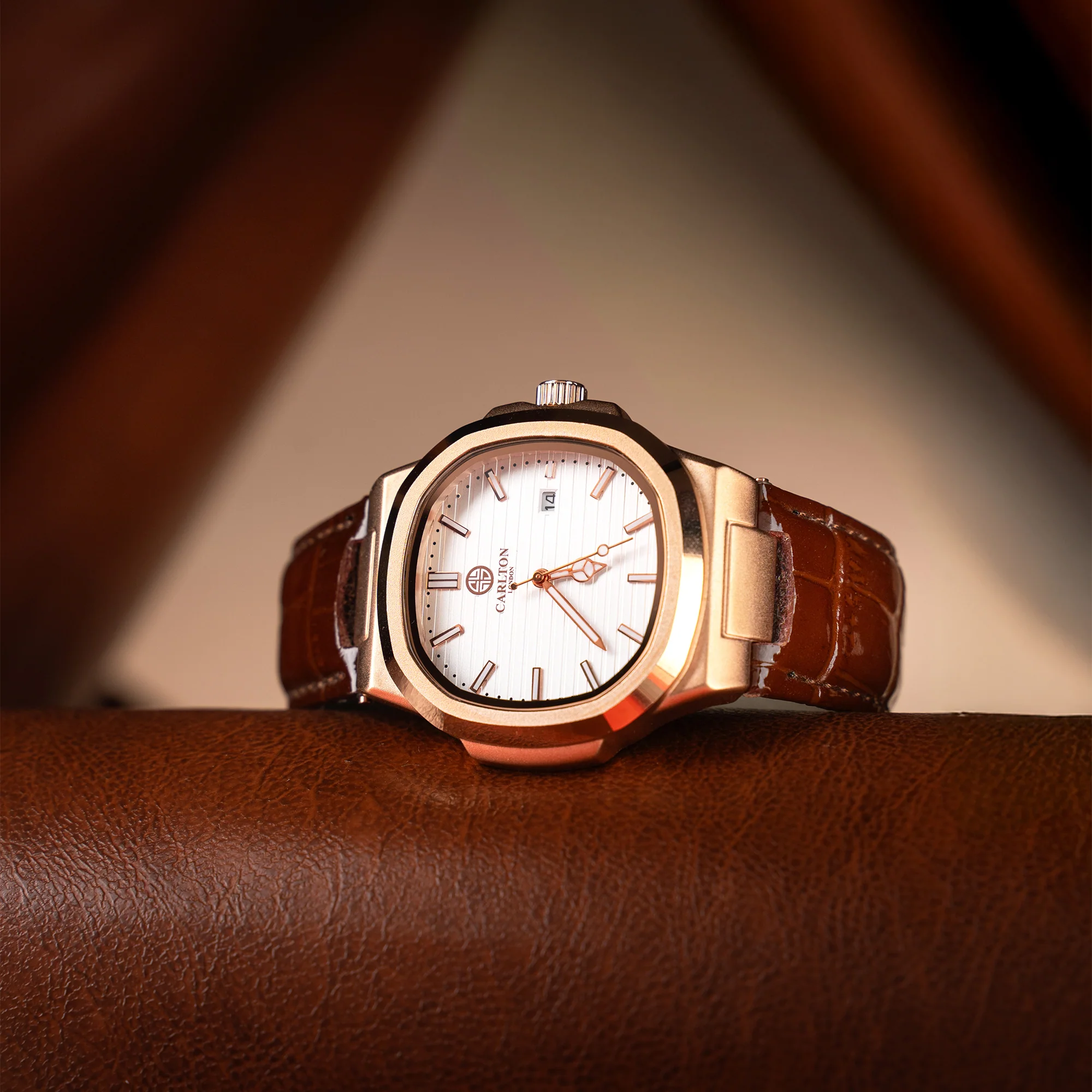 Jordan: Mens Brown/White Leather Analog Watch - CLLRGNM - Image 3
