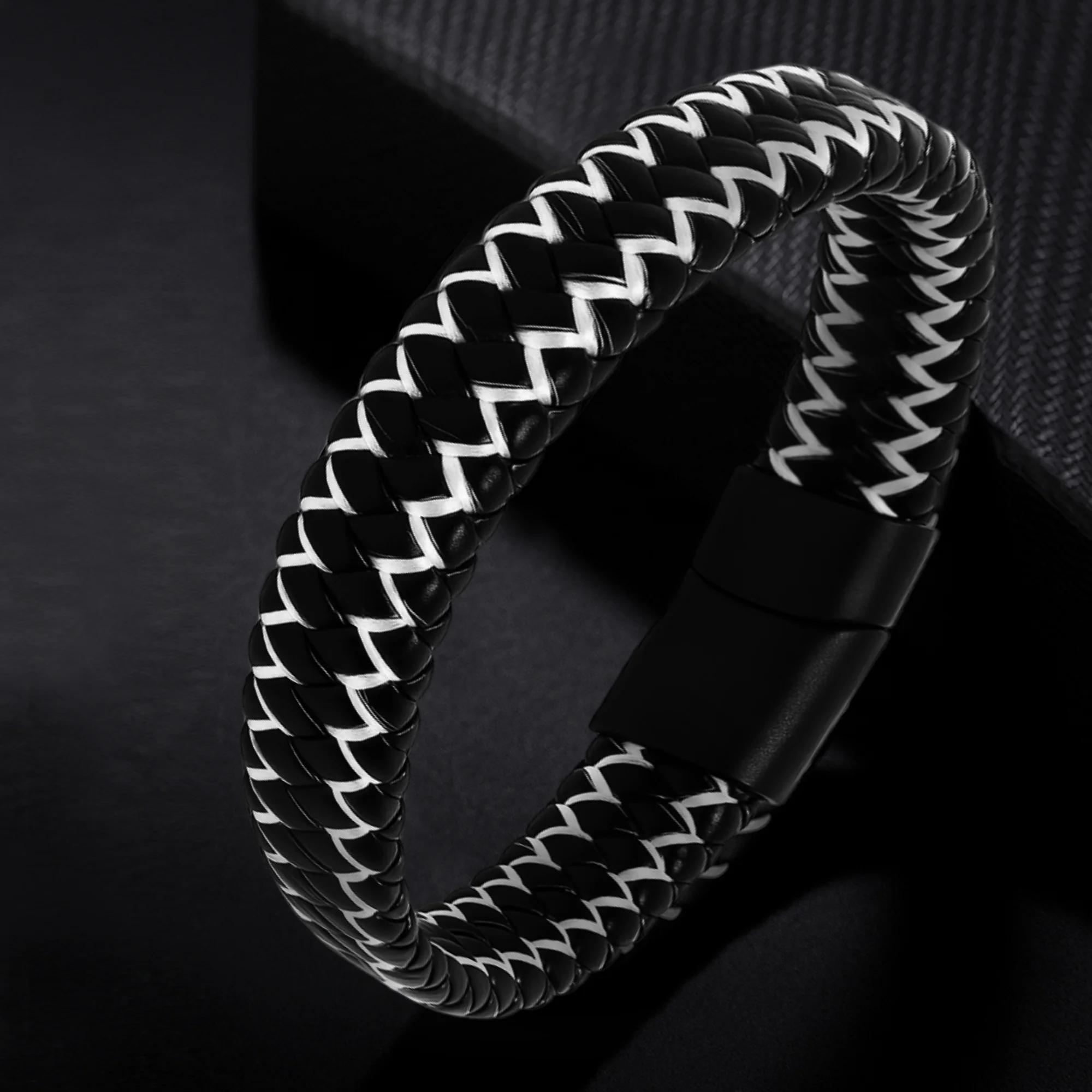 Carlton London | Multistrand Leather Mens Bracelet - CLJW-39