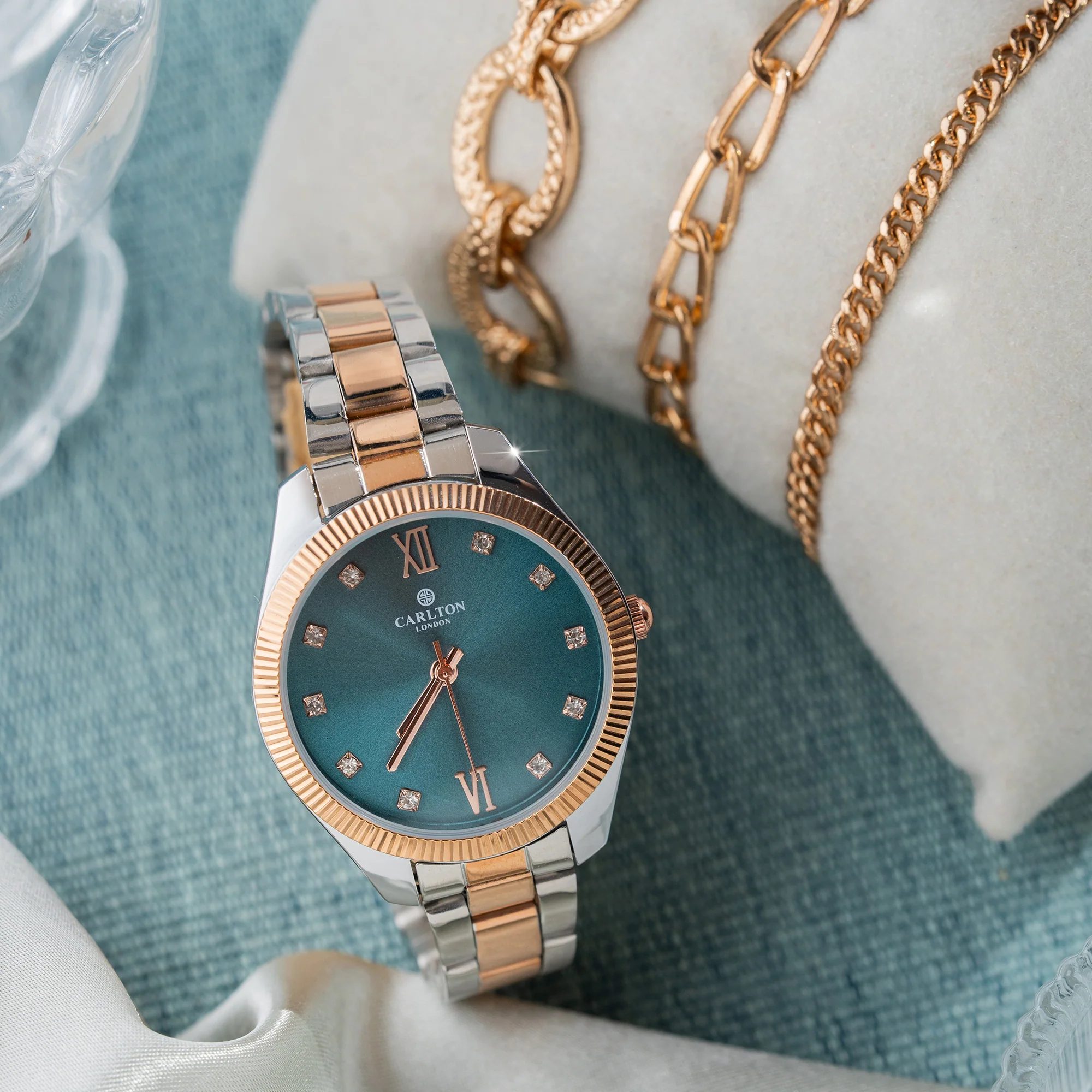 Women Gift Set 4 Of Blue Dial Watch + 3  Bracelets - CLPLG076 - Image 4