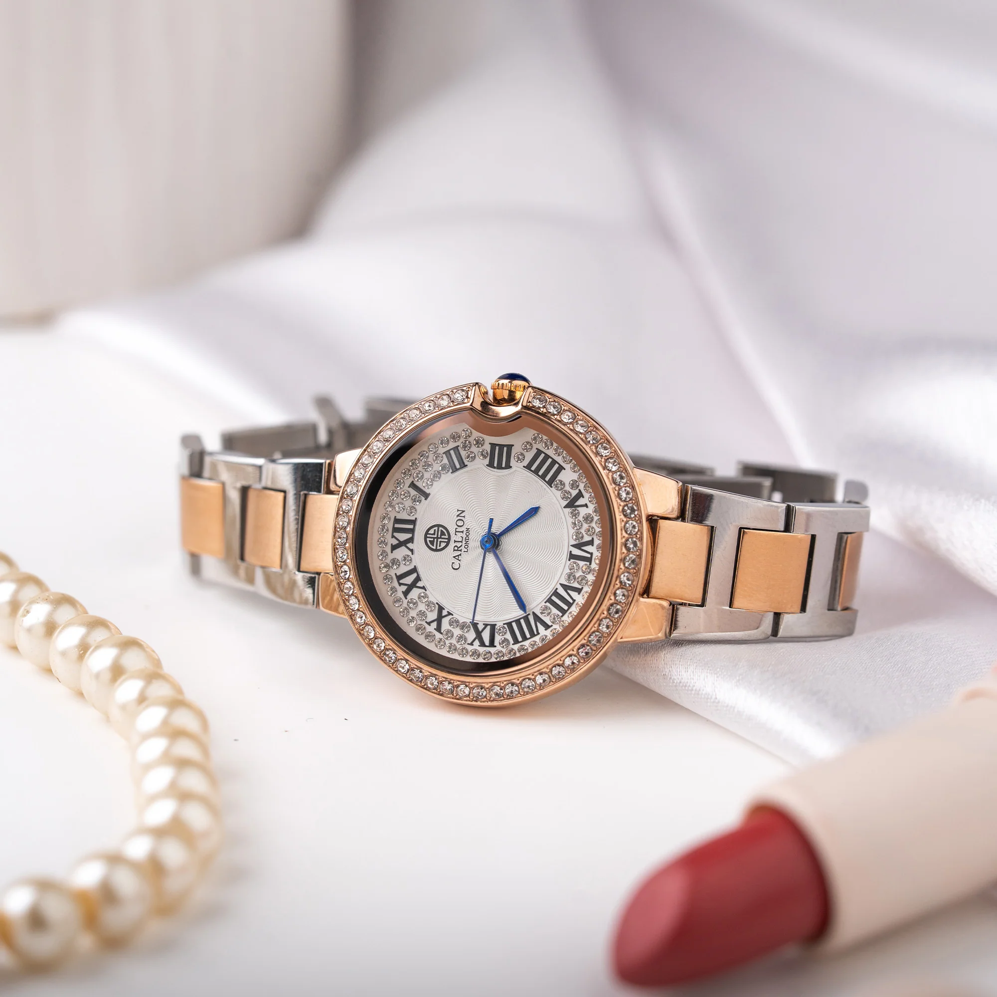 Charlotte : White/ Dual Tone Stainless Steel Women Analog Watch - CLDTRGS-003 - Image 4